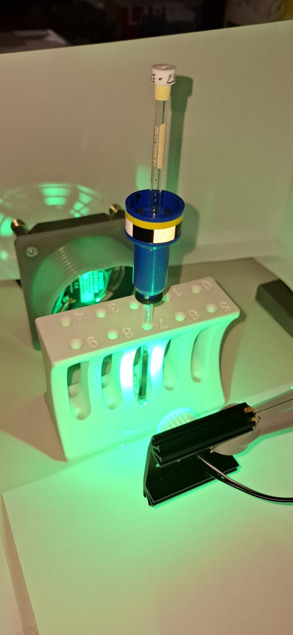 LED irradiation of an NMR sample outside the spectrometer