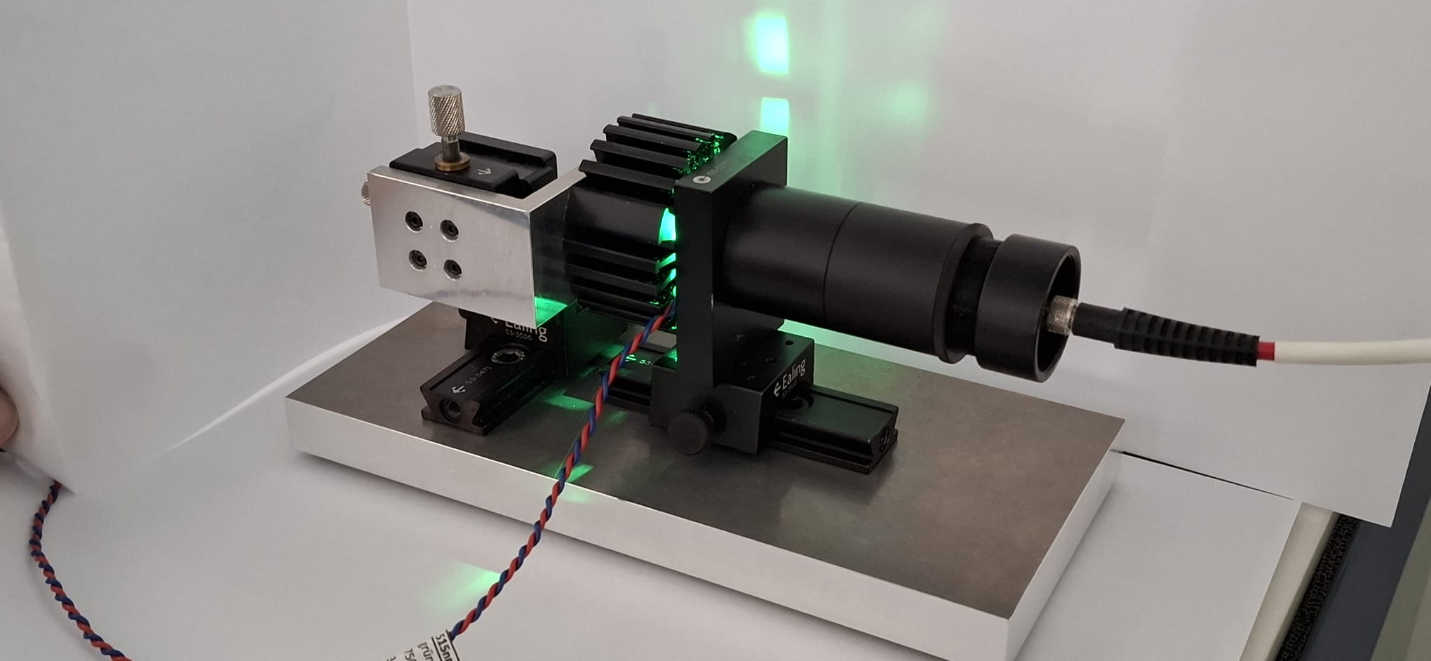 Fibre-coupled LED irradiation setup